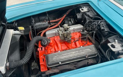 1960 Chevrolet Corvette engine