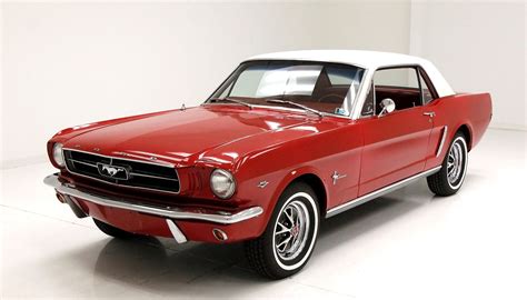 1965 Ford Mustang photo