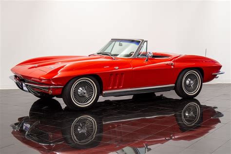 1966 Chevrolet Corvette photo