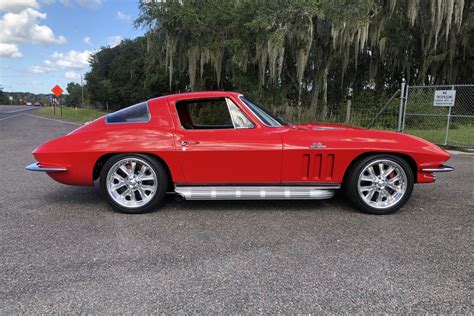 1966 Chevrolet Corvette photo