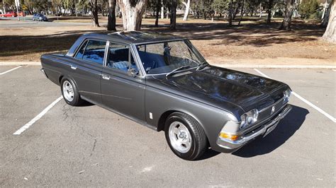 1968 Toyota Crown engine