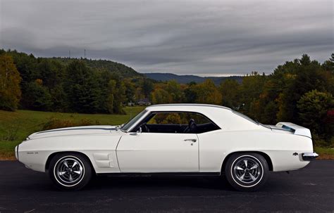 1969 Pontiac Trans am photo