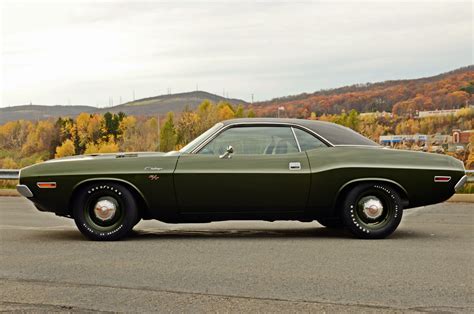 1970 Dodge Challenger photo