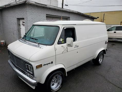 1971 Chevrolet G20 engine