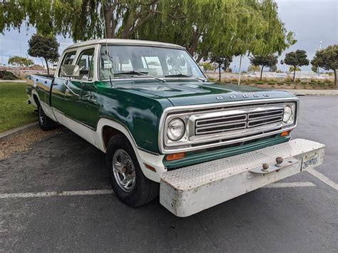 1972 Dodge D200