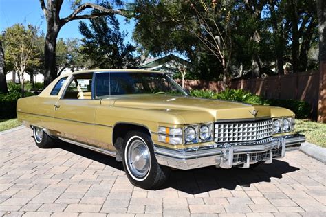 1974 Cadillac Deville engine