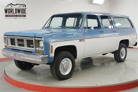 1974 Gmc Suburban photo