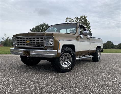 1975 Chevrolet Pickup photo