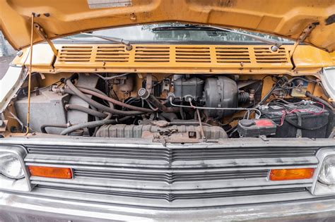 1975 Dodge B300 engine