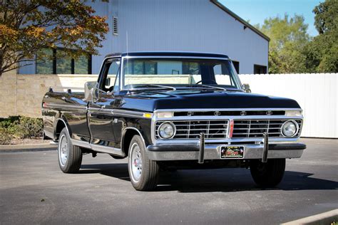 1975 Ford F150 photo