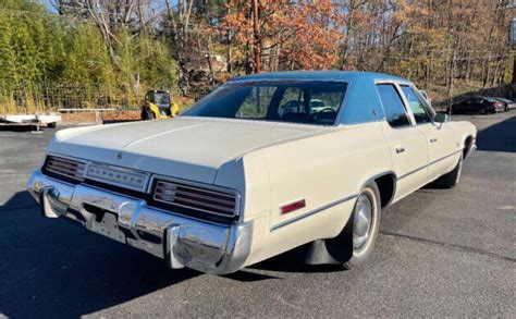 1975 Plymouth Gran fury photo