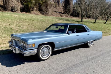 1976 Cadillac Deville photo