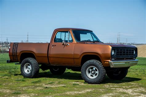 1976 Dodge W100