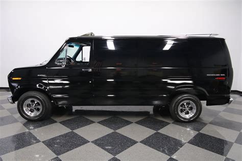 1976 Ford Van photo