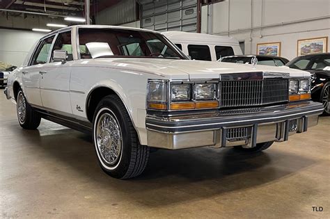 1977 Cadillac Seville engine