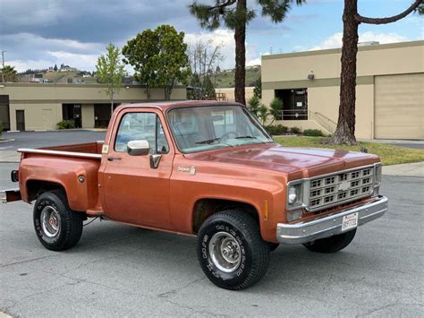 1977 Chevrolet K10 engine