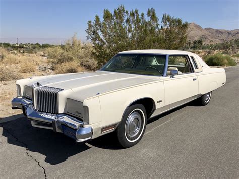 1977 Chrysler New yorker photo