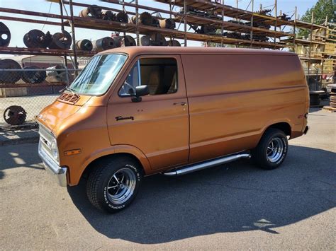 1977 Dodge B200 engine