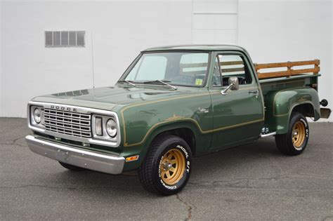 1977 Dodge Dodge truck