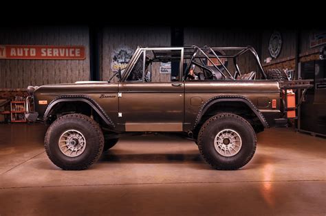 1977 Ford Bronco photo