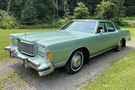 1977 Mercury Marquis engine