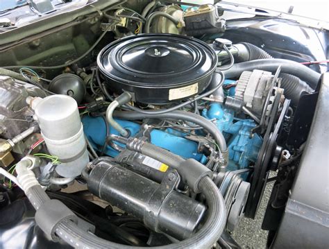 1977 Pontiac Grand prix engine