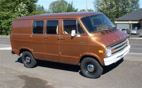 1978 Dodge B200 photo