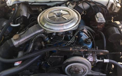 1978 Ford Thunderbird engine