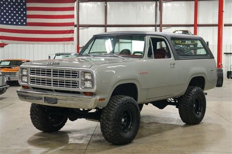 1979 Dodge Ramcharger engine