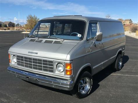 1979 Dodge Van photo