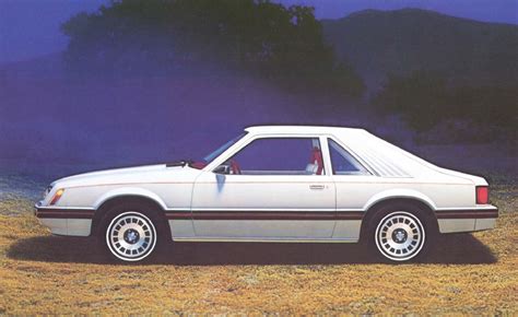 1980 Ford Mustang photo