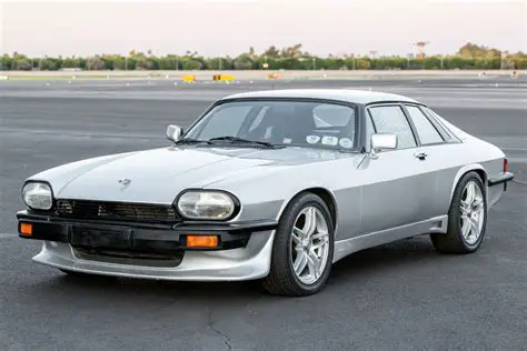 1980 Jaguar Xjs photo