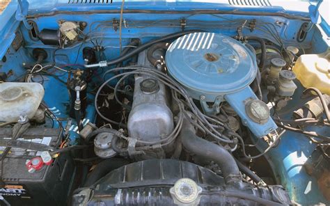 1980 Nissan Datsun engine