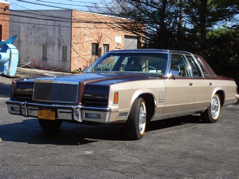 1981 Chrysler New yorker engine