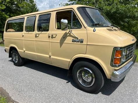 1981 Dodge B150 engine