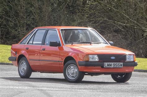 1981 Ford Escort photo