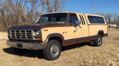 1981 Ford F250 engine