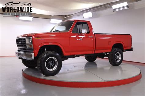 1981 Ford F250 photo