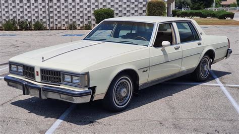 1981 Oldsmobile 88 engine