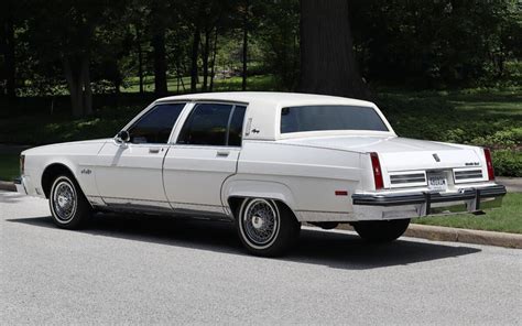 1981 Oldsmobile 98 photo