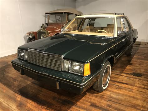 1981 Plymouth Reliant photo