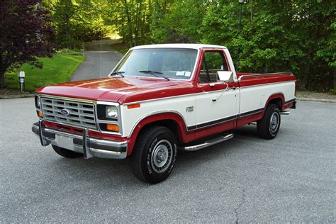 1982 Ford F150 photo