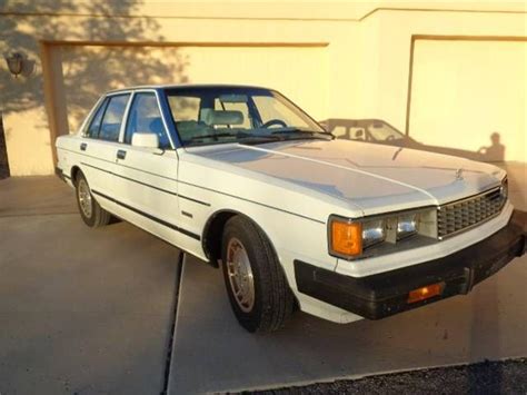 1982 Nissan Maxima photo