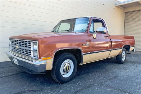 1983 Chevrolet C10 photo