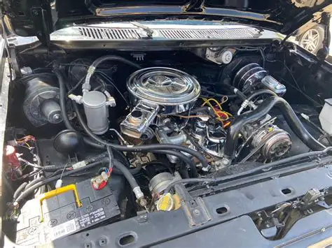 1983 Ford Bronco engine