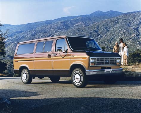 1983 Ford Econoline photo