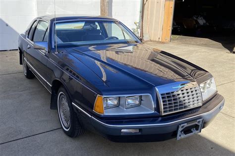 1983 Ford Thunderbird photo