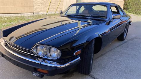 1983 Jaguar Xjs photo