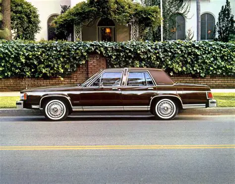 1983 Mercury Grand marquis photo