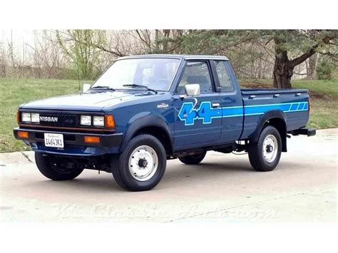 1983 Nissan Pickup photo